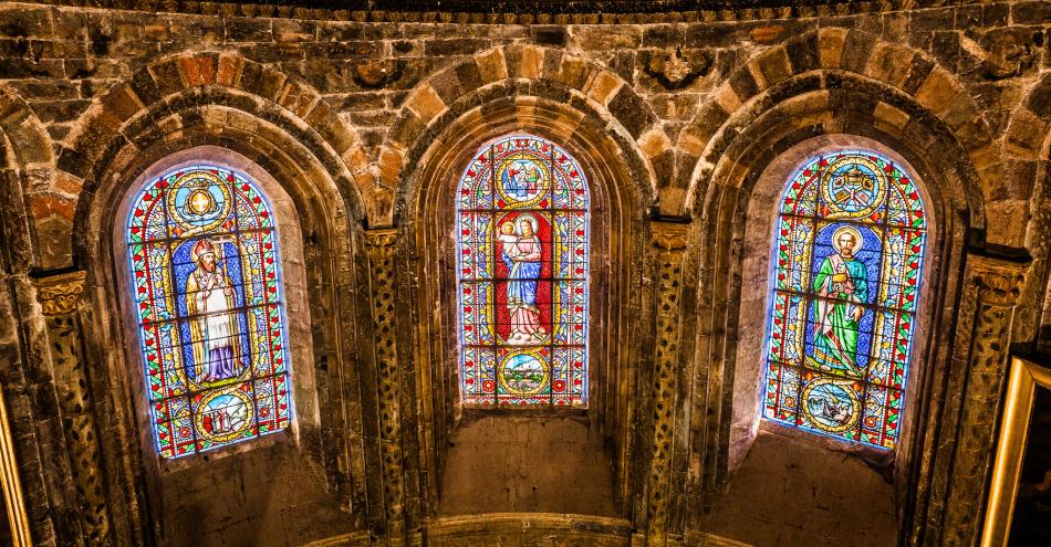 vue intérieure de la cathédrale du Réal à embrun, Serre Ponçon, Hautes Alpes